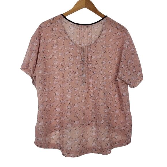 Forever 21 | Light Pink Sheer Top Swans Print - Picture 2 of 6